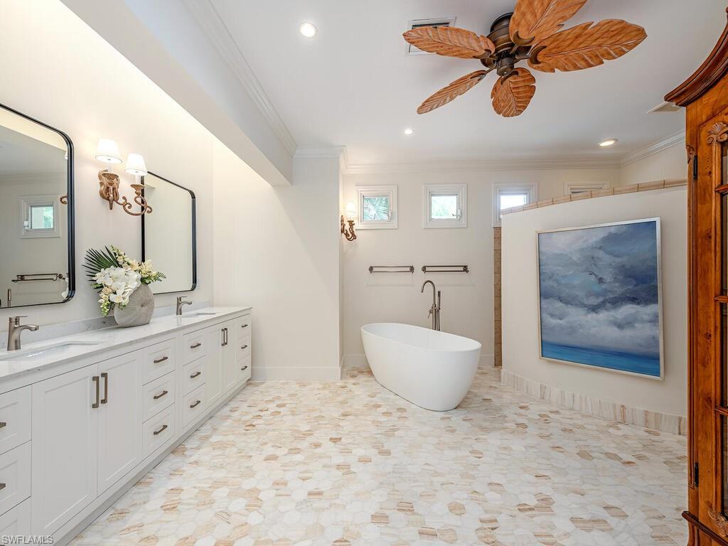 225075452 Property Photo 23