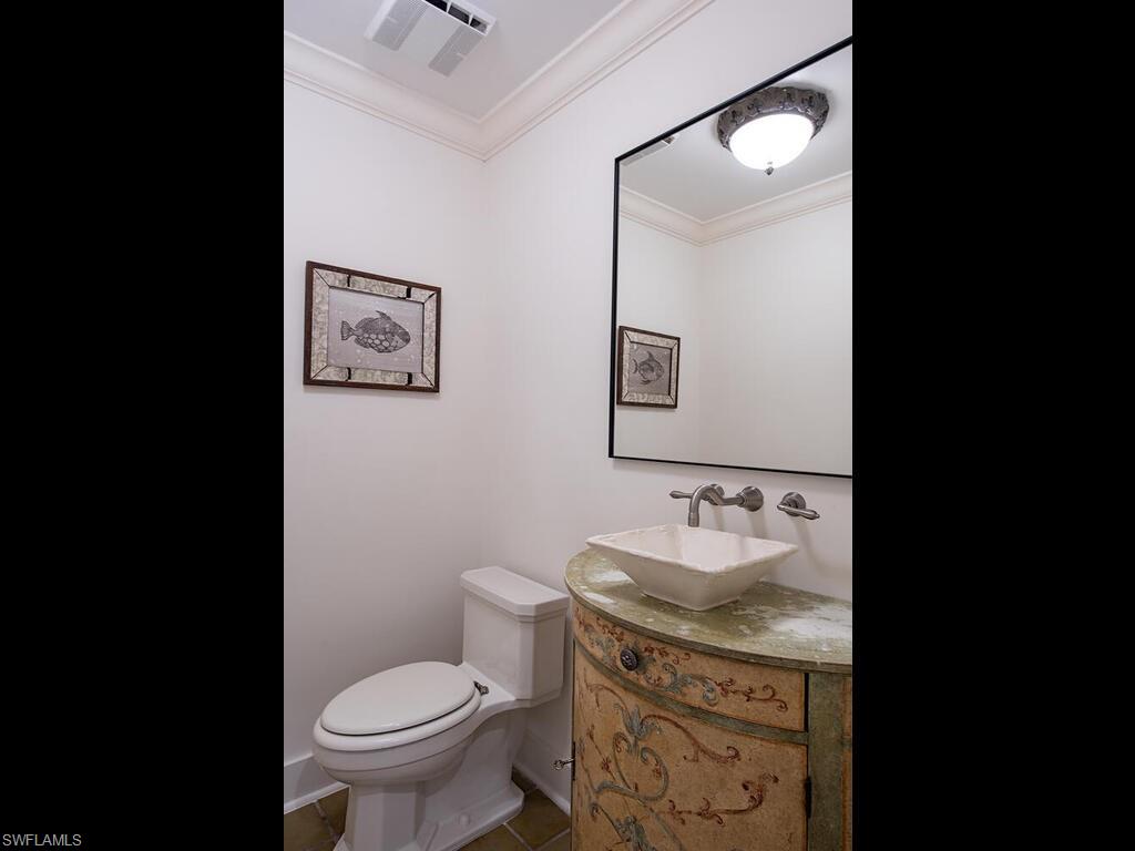 225075452 Property Photo 27