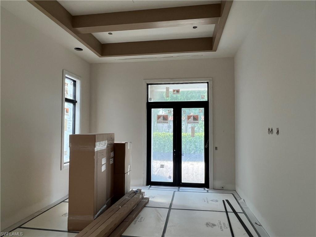 6654 Palisades Ave Property Photo 6