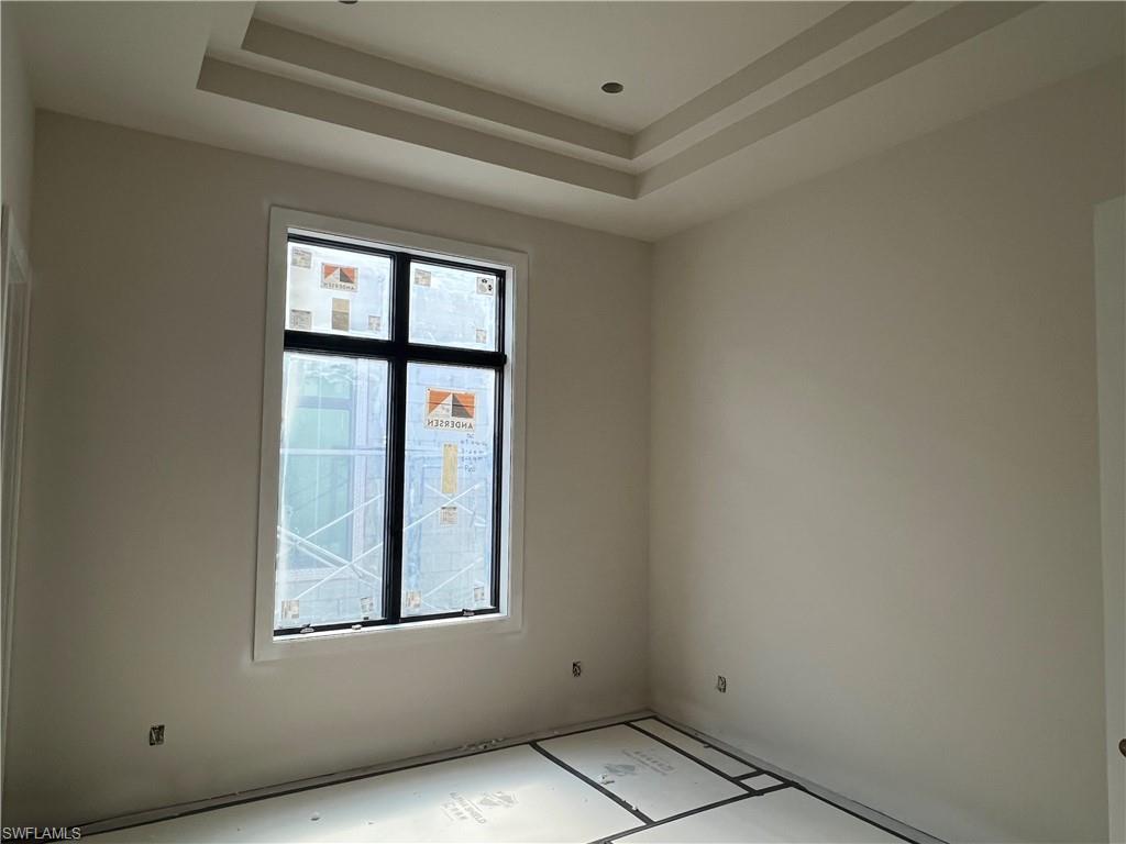 6654 Palisades Ave Property Photo 9