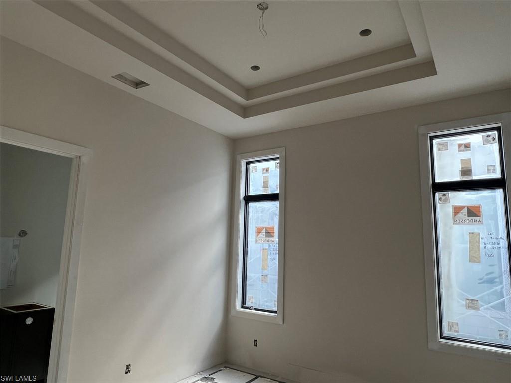 6654 Palisades Ave Property Photo 10