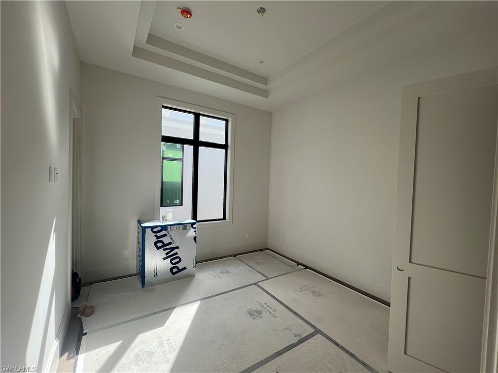 6654 Palisades Ave Property Photo 11