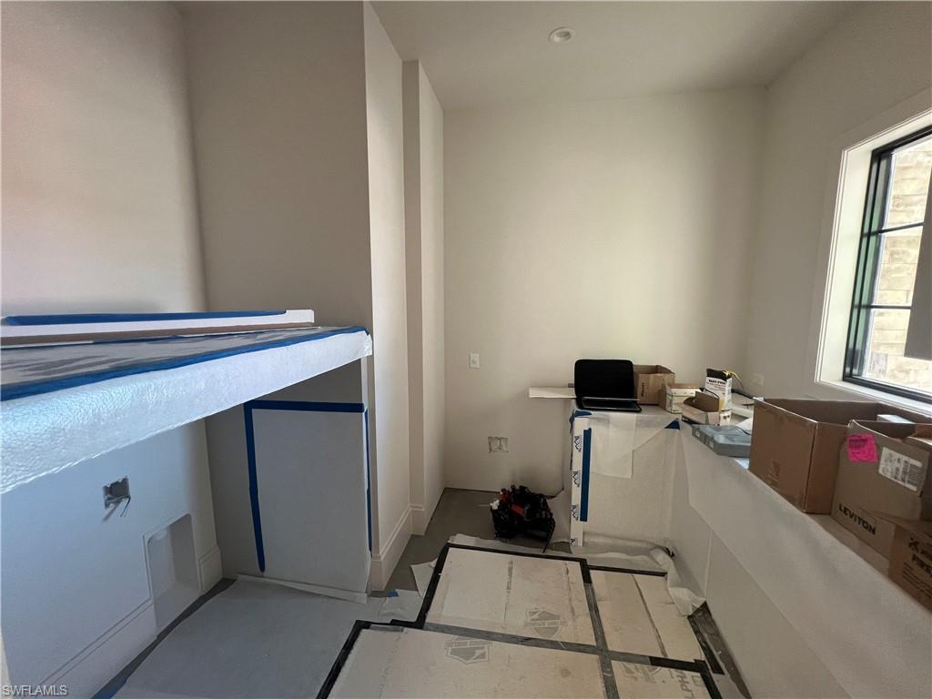 6654 Palisades Ave Property Photo 13