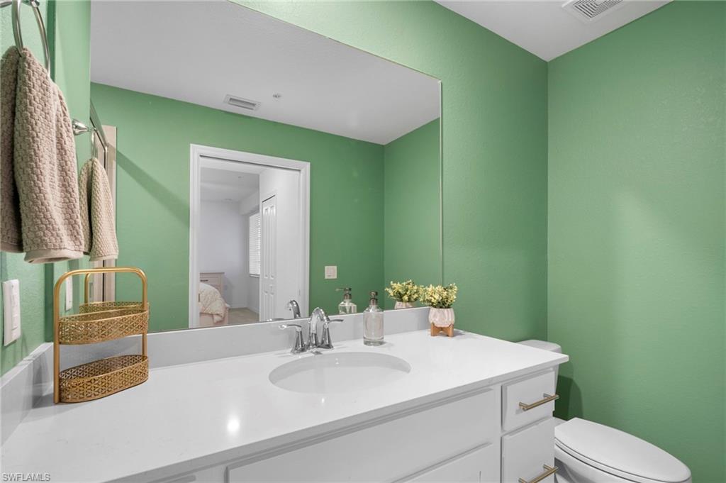 15285 Green Acres Ave # 433 Property Photo 32