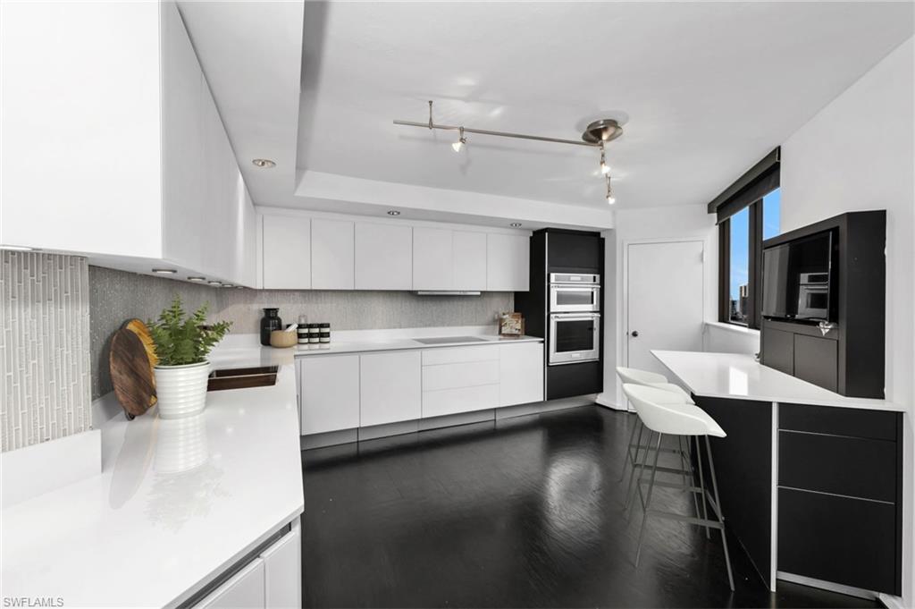 5555 Heron Point Dr 2101 Property Photo 10
