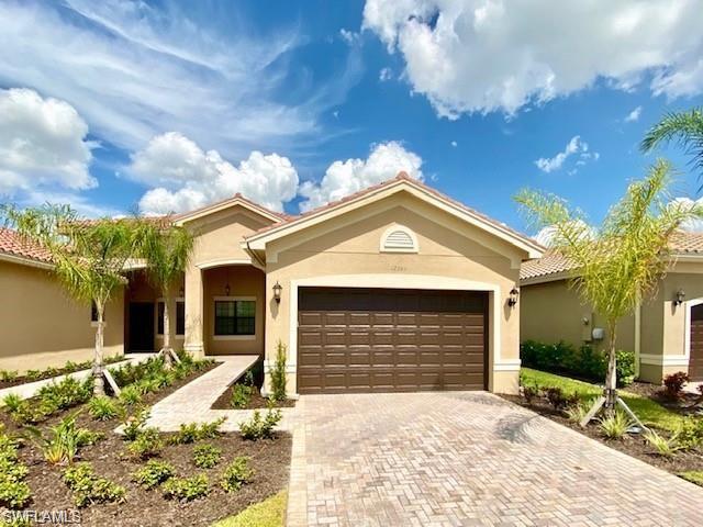 12069 Lakewood Preserve Pl Property Photo 2