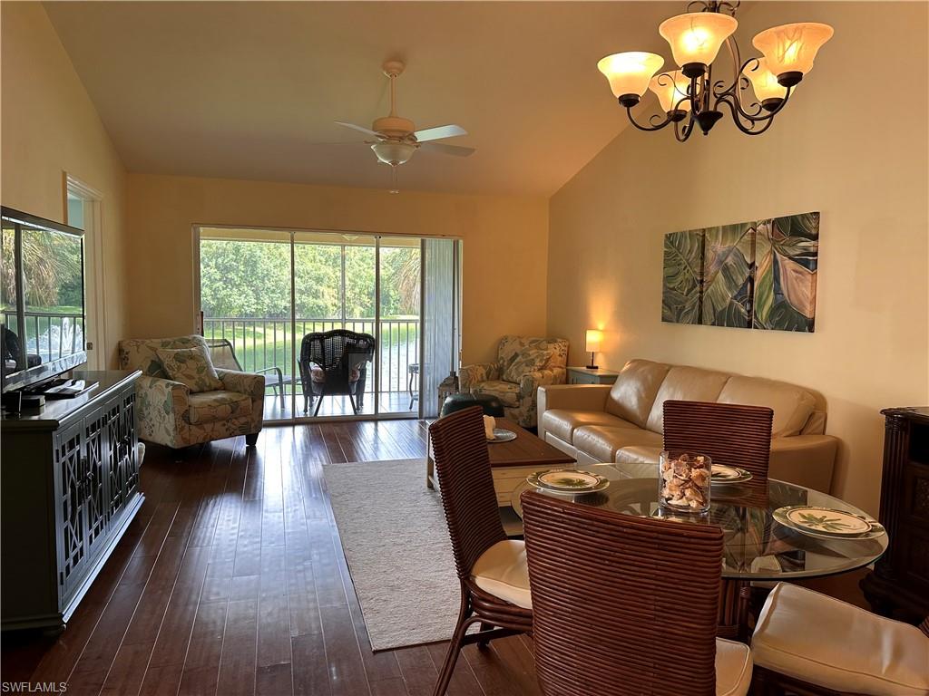 321 Robin Hood Cir 201 Property Photo 4