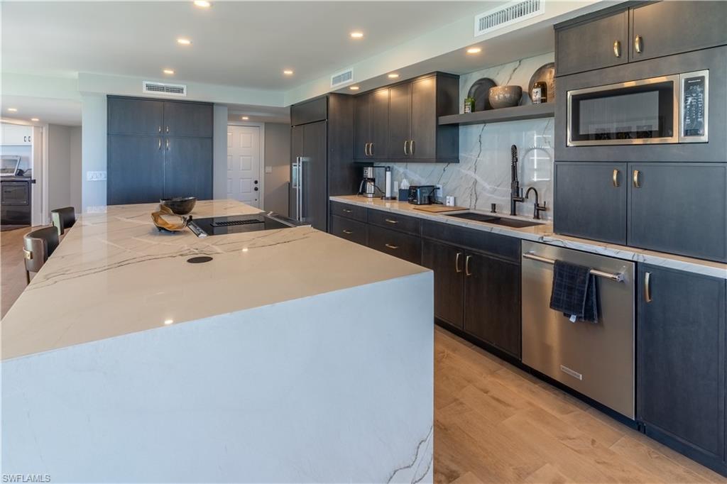 10701 Gulf Shore Dr 701 Property Photo 13