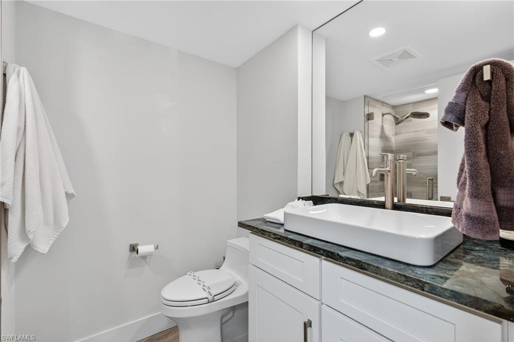 1215 Edington Pl # A2 Property Photo 16