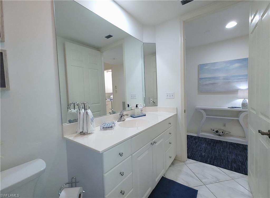 400 Flagship Dr 704 Property Photo 14