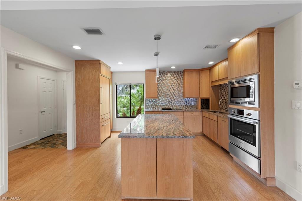 401 Arbor Lake Dr 4-101 Property Photo 4