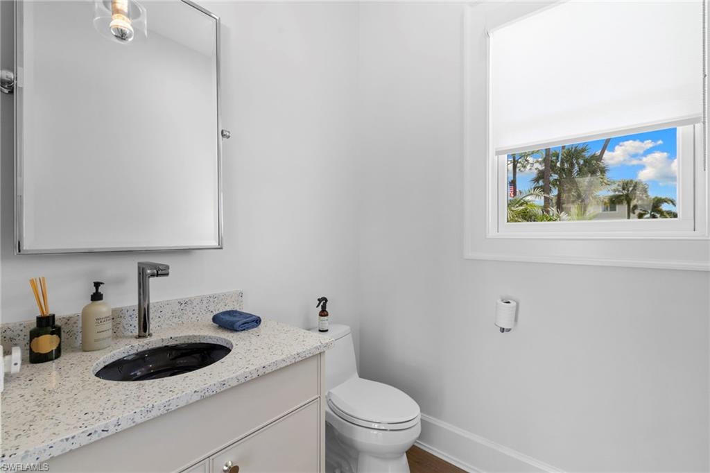 2961 Sanborn Ave Property Photo 39