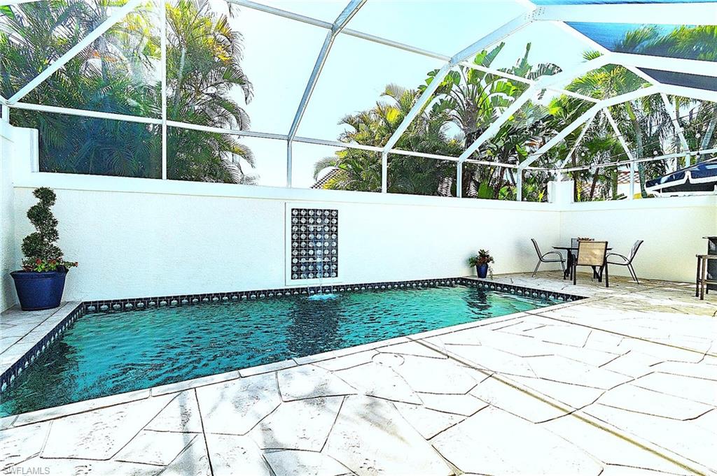 102 Palm Frond Ct Property Photo 15