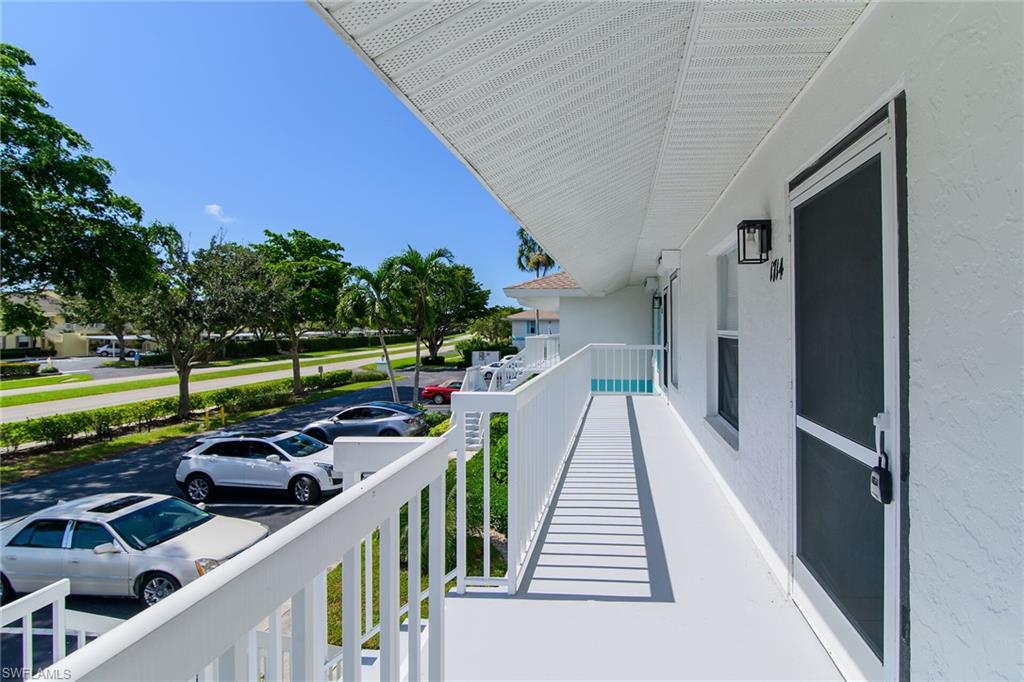 1375 Mainsail Dr 1714 Property Photo 5