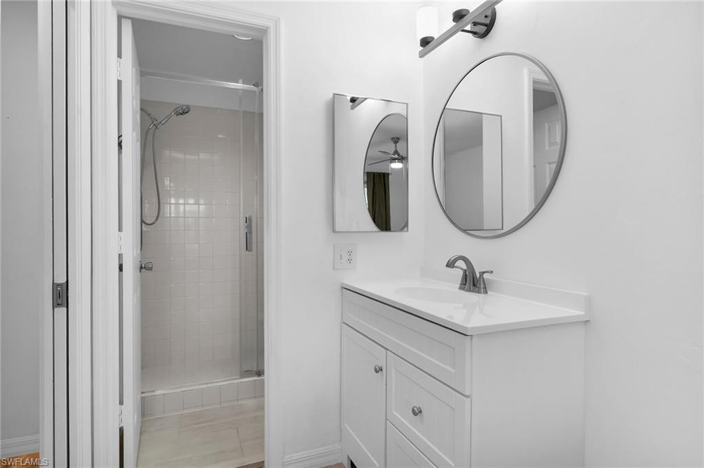 1375 Mainsail Dr 1714 Property Photo 22