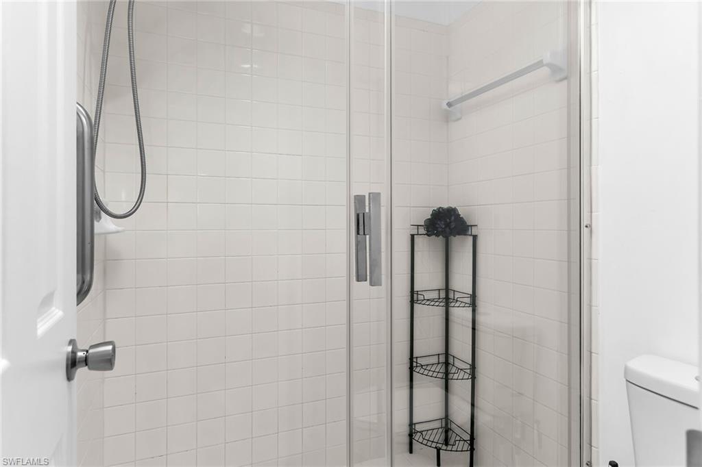 1375 Mainsail Dr 1714 Property Photo 23