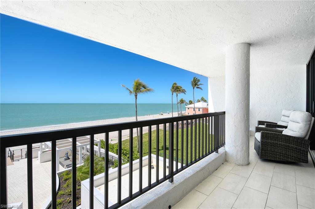 2389 Gulf Shore Blvd N 302 Property Photo 27