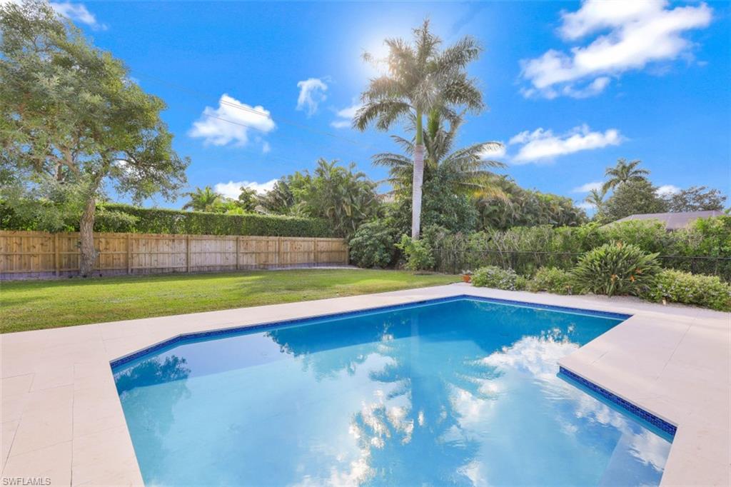 796 Ketch DR Property Photo 1
