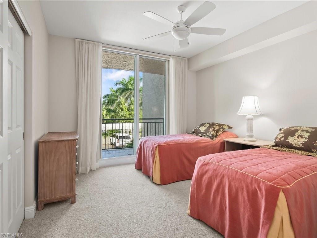 425 Cove Tower Dr 304 Property Photo 22
