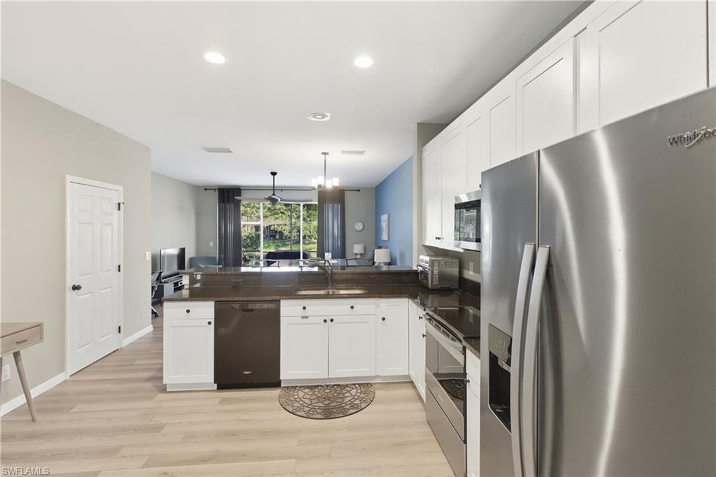 8461 Village Edge Cir 2 Property Photo 17
