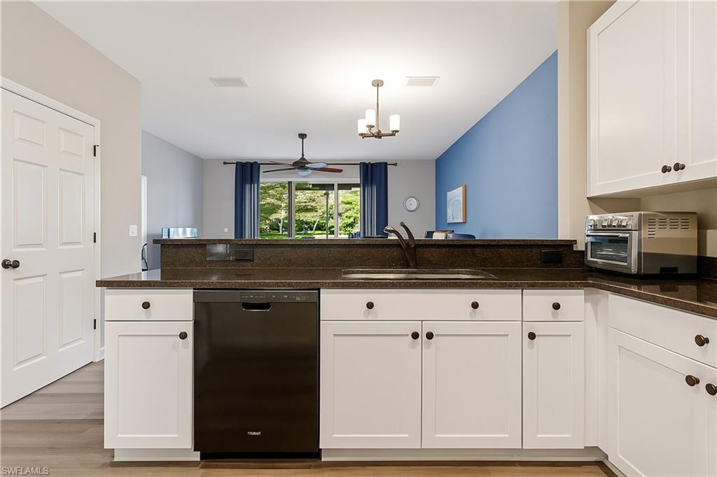 8461 Village Edge Cir 2 Property Photo 18