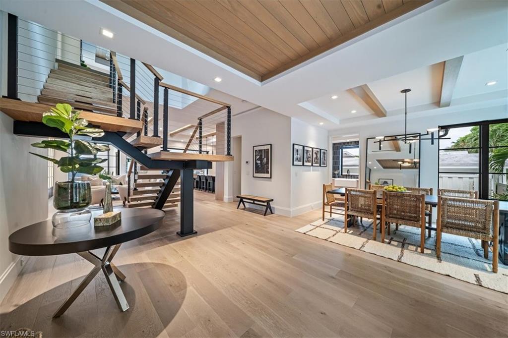 349 2nd Ave N Property Photo 16