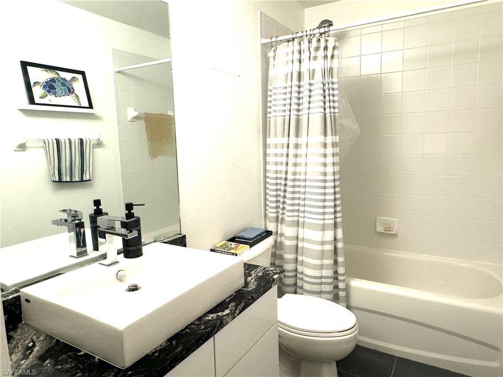 7790 Woodbrook Cir 2603 Property Photo 6