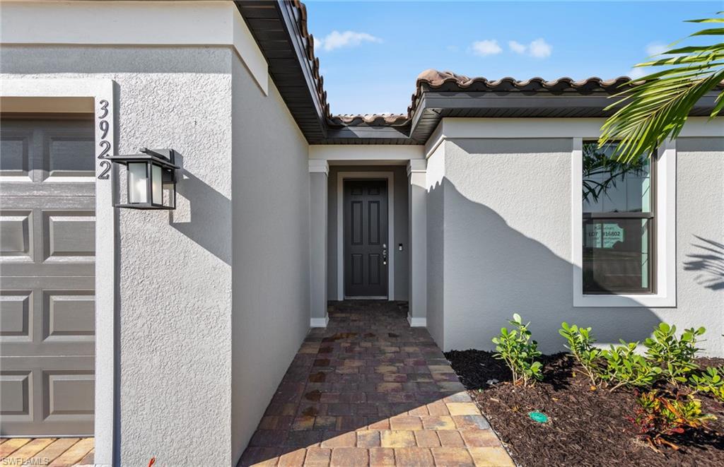 3922 Hampton Cir Property Photo 5