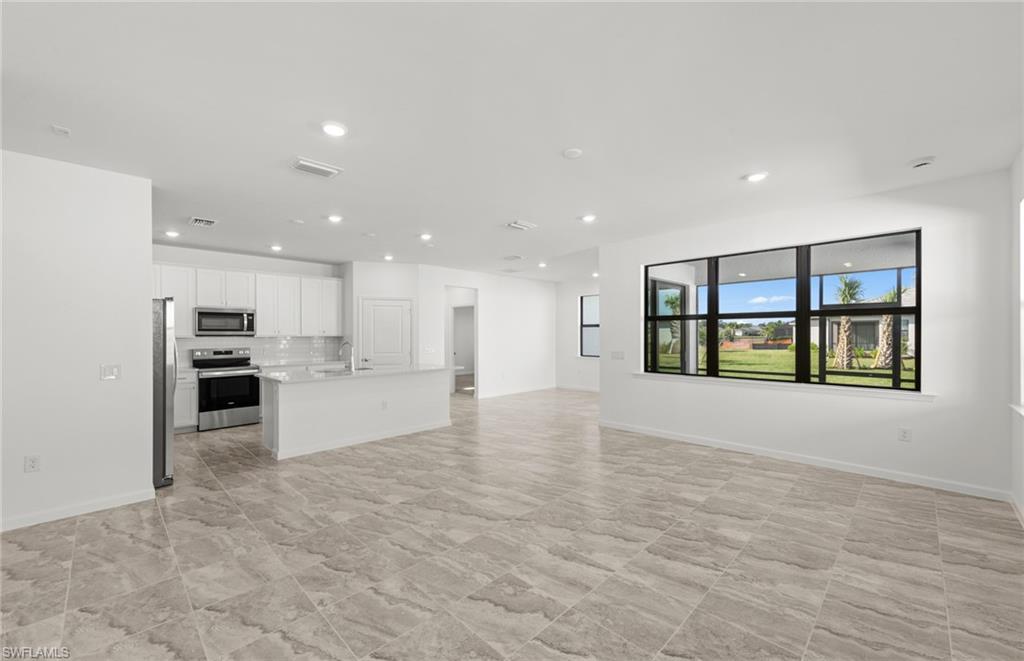 3922 Hampton Cir Property Photo 16