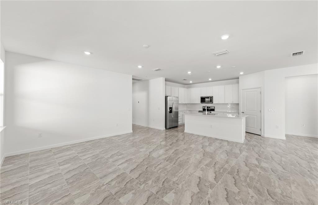 3922 Hampton Cir Property Photo 17
