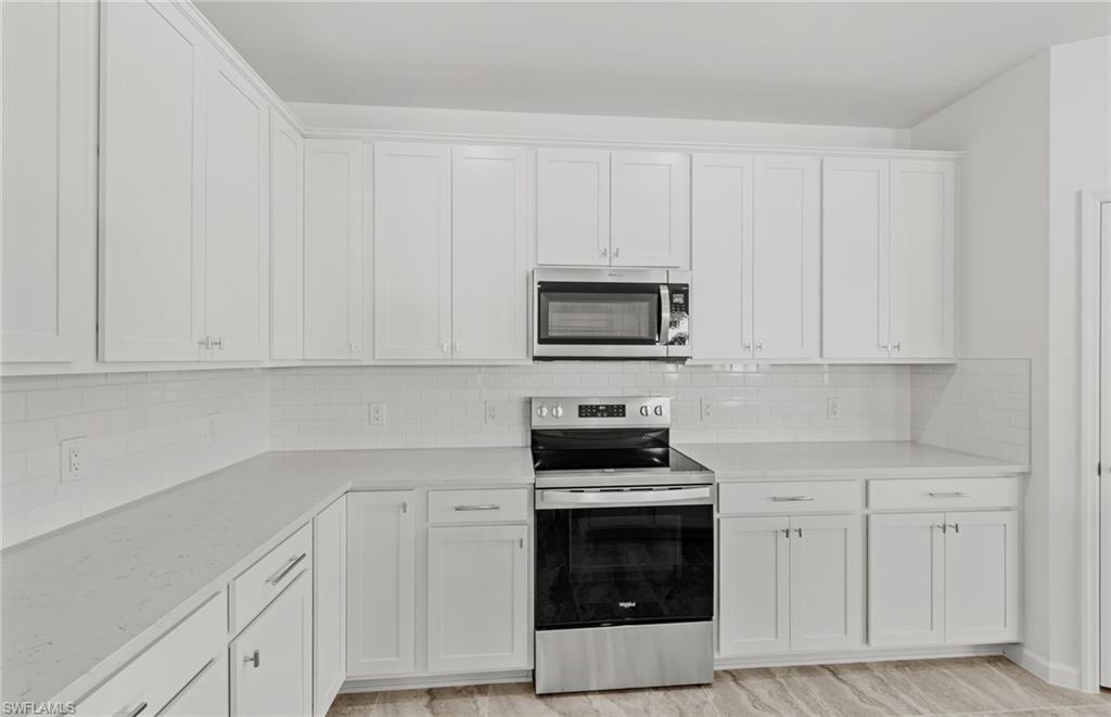 3922 Hampton Cir Property Photo 22