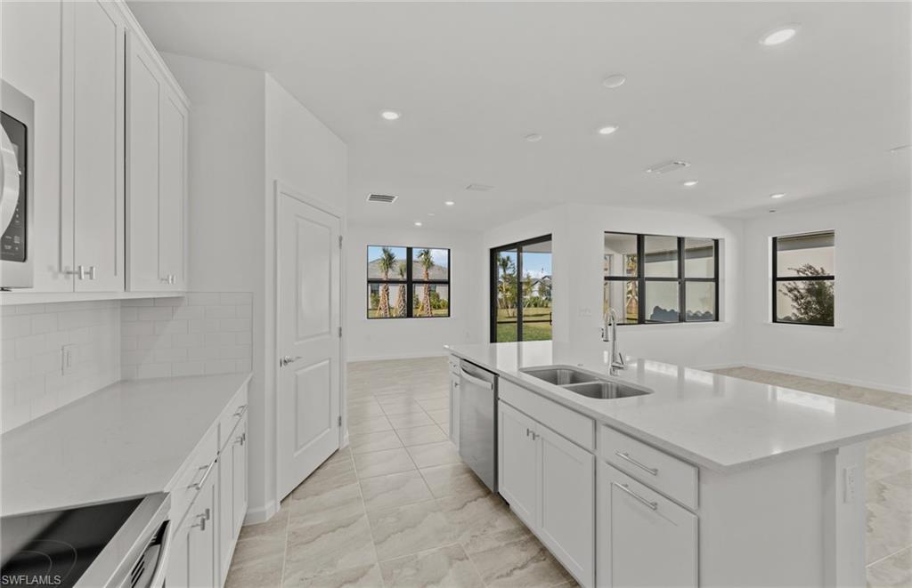 3922 Hampton Cir Property Photo 23