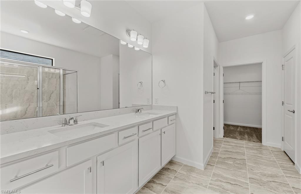 3922 Hampton Cir Property Photo 28