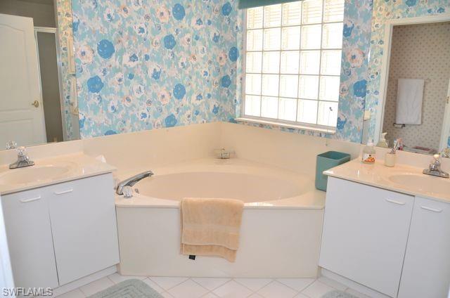 7040 Pelican Bay Blvd D404 Property Photo 17