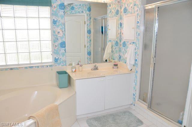 7040 Pelican Bay Blvd D404 Property Photo 18