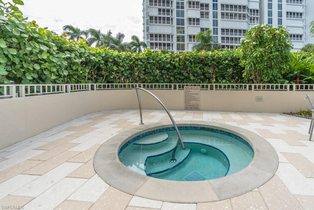 4451 Gulf Shore Blvd N # 1005 Property Photo 40