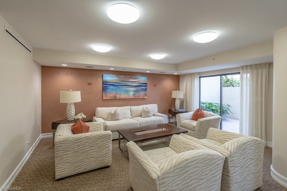 4451 Gulf Shore Blvd N # 1005 Property Photo 47