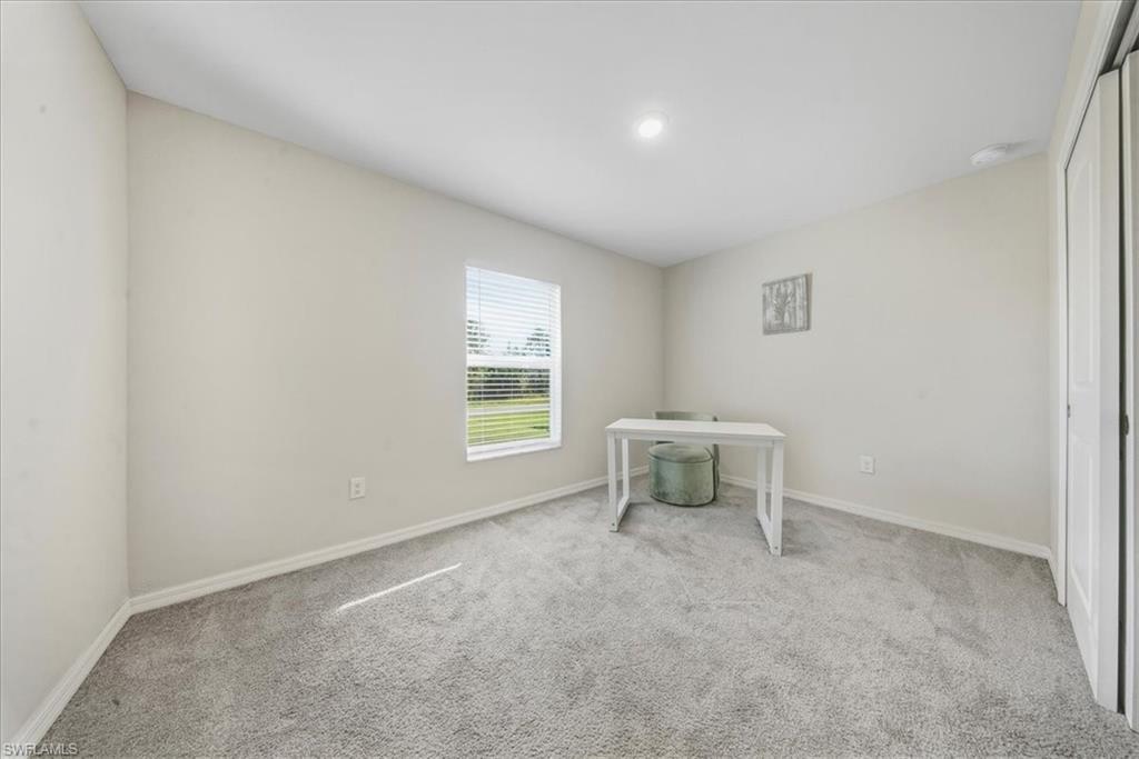 2818 43rd St W Property Photo 21