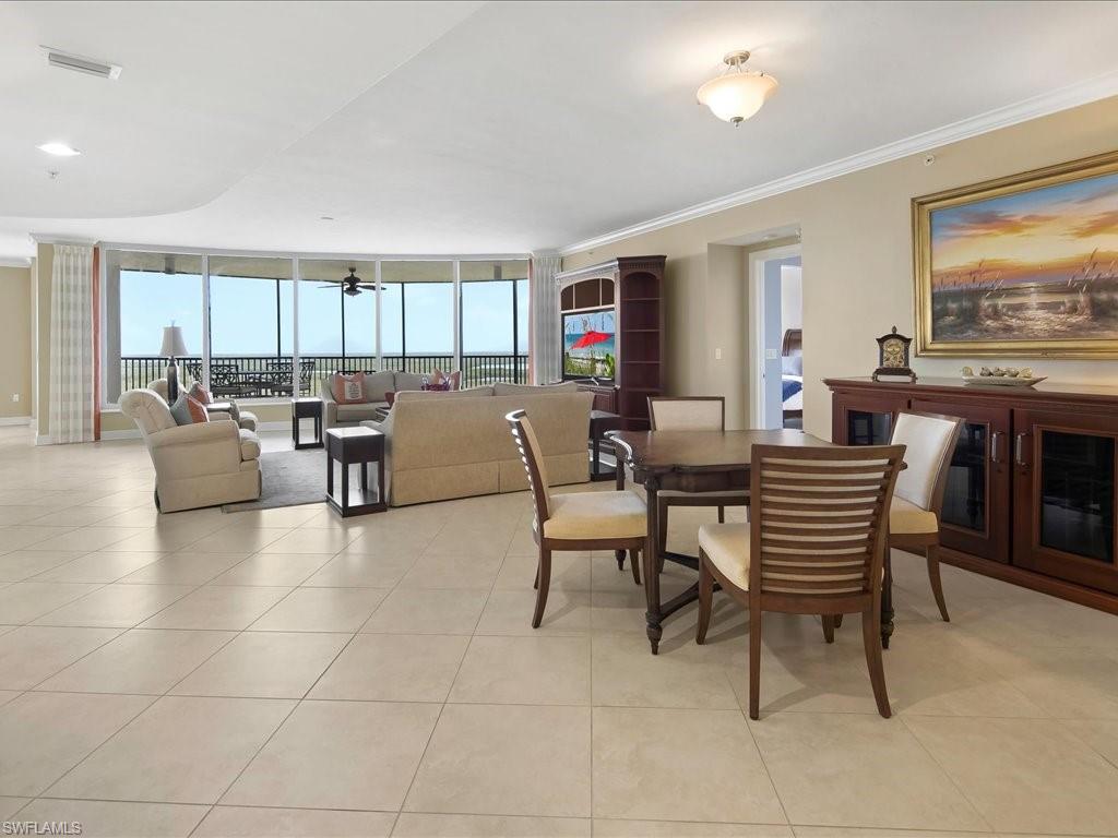1050 Borghese Ln 1804 Property Photo 6