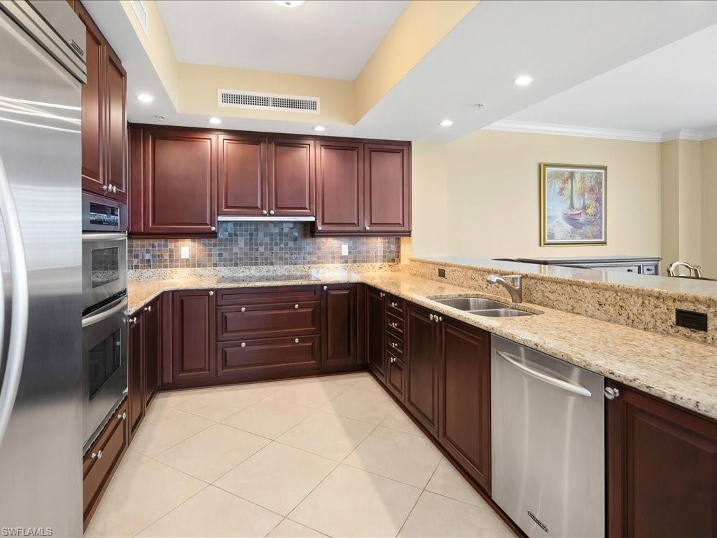 1050 Borghese Ln 1804 Property Photo 11