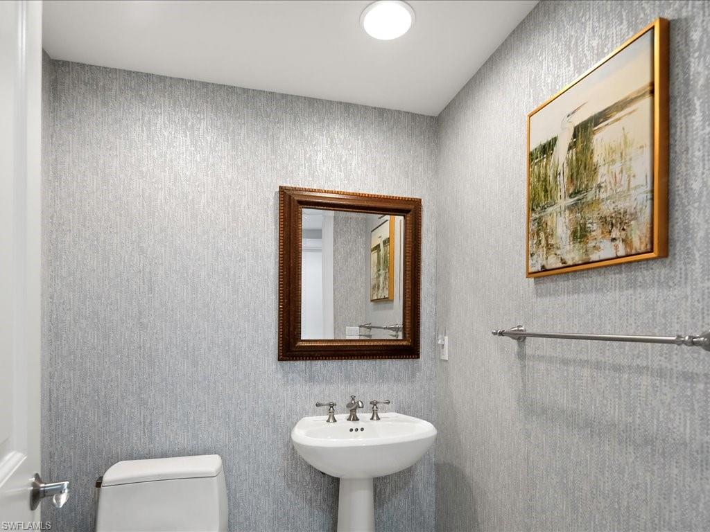 1050 Borghese Ln 1804 Property Photo 21