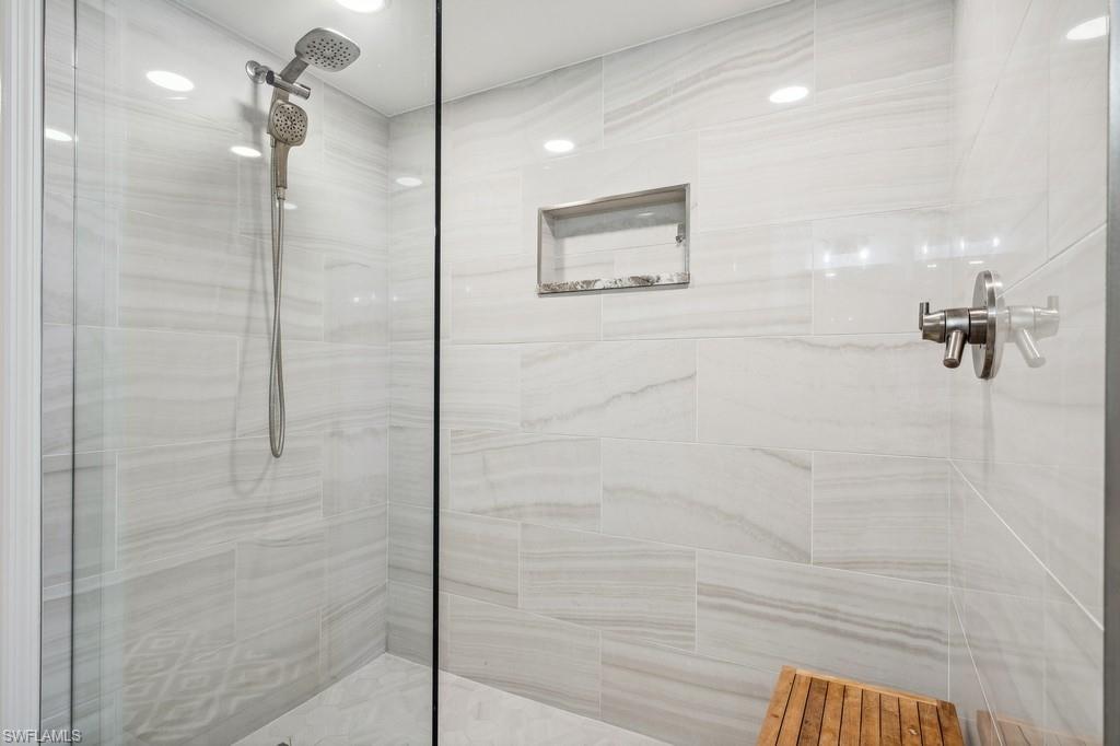 4753 Estero Blvd 804 Property Photo 13