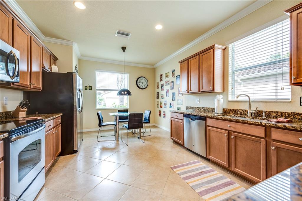 14796 Canton Ct Property Photo 7