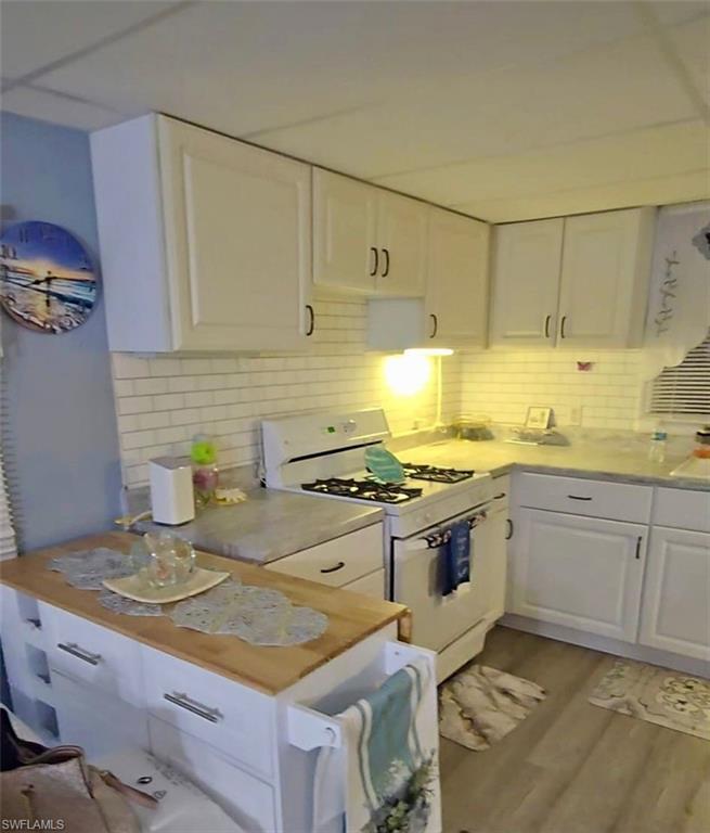 471 Palm Dr 310 Property Photo 8