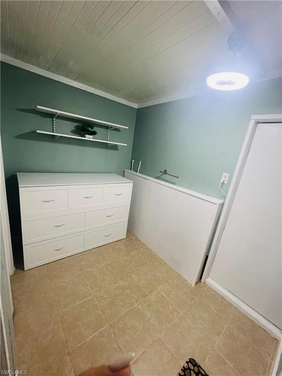 471 Palm Dr 310 Property Photo 10