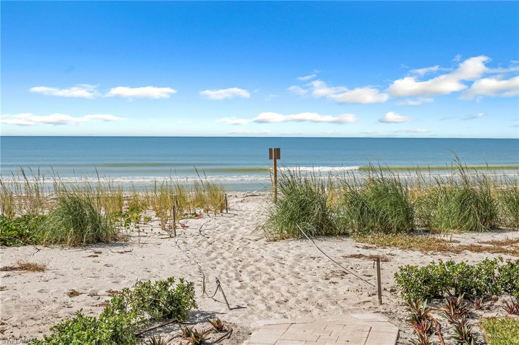 9653 Gulf Shore Dr 402 Property Photo 3