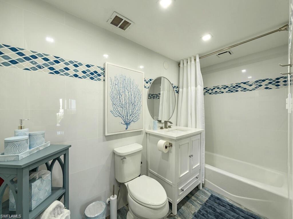 1 Bluebill Ave 703 Property Photo 9