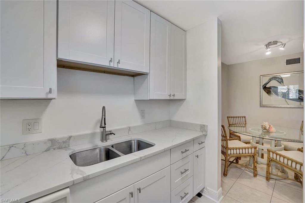 766 Central Ave 304 Property Photo 14