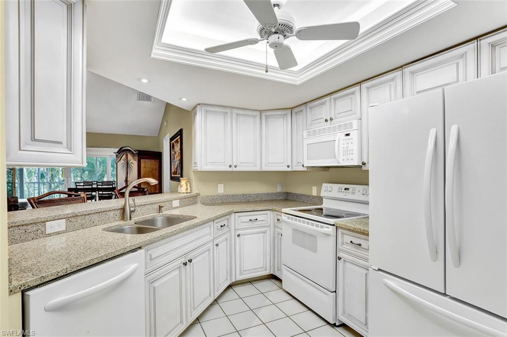 5899 Chanteclair Dr 226 Property Photo 4