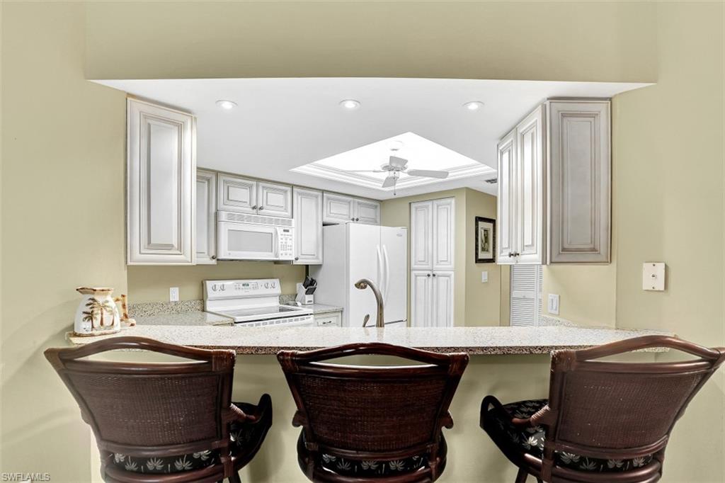 5899 Chanteclair Dr 226 Property Photo 5